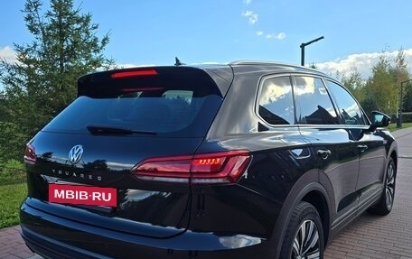 Volkswagen Touareg III, 2019 год, 3 700 000 рублей, 2 фотография