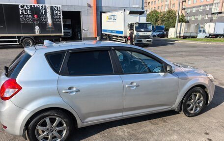 KIA cee'd I рестайлинг, 2012 год, 570 000 рублей, 2 фотография