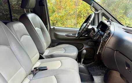 Hyundai Starex I рестайлинг, 2006 год, 590 000 рублей, 14 фотография