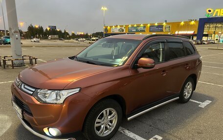 Mitsubishi Outlander III рестайлинг 3, 2012 год, 1 300 000 рублей, 6 фотография