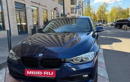 BMW 3 серия, 2017 год, 2 400 000 рублей, 1 фотография