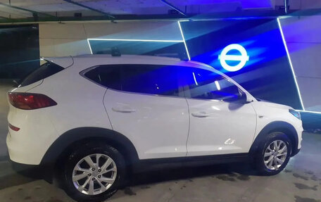 Hyundai Tucson III, 2020 год, 2 500 000 рублей, 2 фотография
