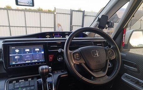 Honda Stepwgn IV, 2016 год, 2 300 000 рублей, 10 фотография