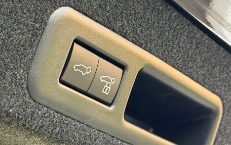 Lexus RX IV рестайлинг, 2022 год, 6 150 000 рублей, 12 фотография