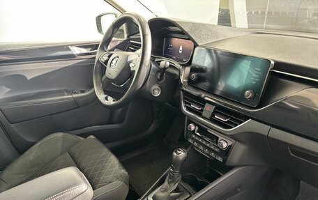 Skoda Rapid II, 2022 год, 1 599 000 рублей, 14 фотография