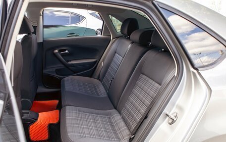 Volkswagen Polo VI (EU Market), 2016 год, 955 000 рублей, 19 фотография