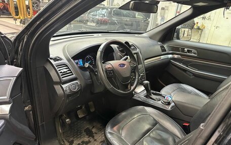 Ford Explorer VI, 2018 год, 2 695 000 рублей, 5 фотография