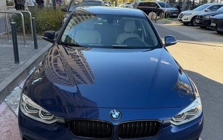 BMW 3 серия, 2017 год, 2 400 000 рублей, 2 фотография