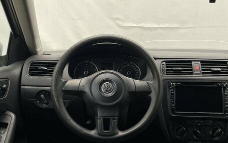 Volkswagen Jetta VI, 2013 год, 849 000 рублей, 14 фотография