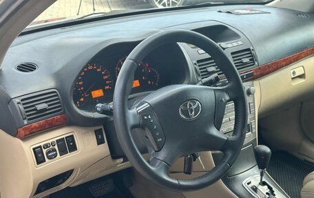 Toyota Avensis III рестайлинг, 2005 год, 690 000 рублей, 18 фотография