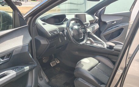 Peugeot 5008 II, 2018 год, 1 725 000 рублей, 6 фотография