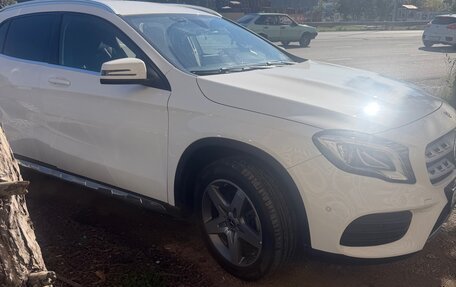 Mercedes-Benz GLA, 2018 год, 2 450 000 рублей, 3 фотография