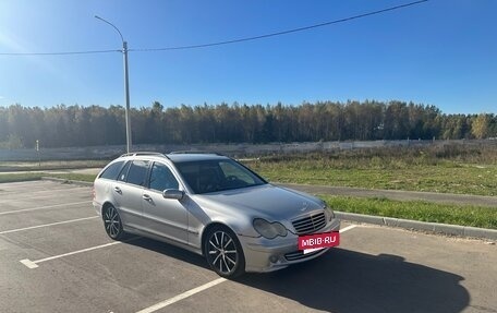 Mercedes-Benz C-Класс, 2005 год, 600 000 рублей, 17 фотография