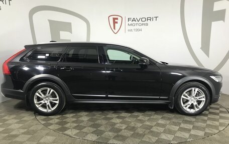 Volvo V90 Cross Country I рестайлинг, 2018 год, 3 699 000 рублей, 4 фотография