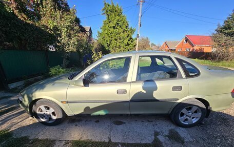 Opel Vectra B рестайлинг, 1996 год, 260 000 рублей, 2 фотография