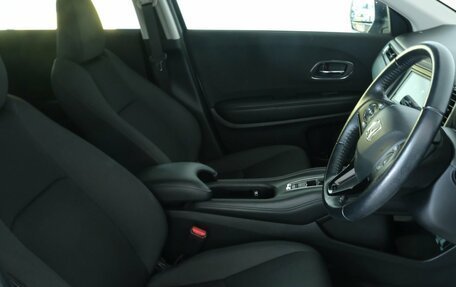 Honda Vezel, 2018 год, 1 999 000 рублей, 8 фотография