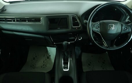 Honda Vezel, 2018 год, 1 999 000 рублей, 13 фотография