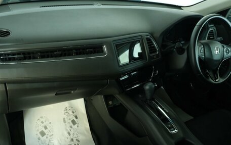Honda Vezel, 2018 год, 1 999 000 рублей, 17 фотография