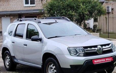 Renault Duster I рестайлинг, 2015 год, 950 000 рублей, 2 фотография
