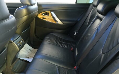 Toyota Camry, 2007 год, 1 299 000 рублей, 20 фотография