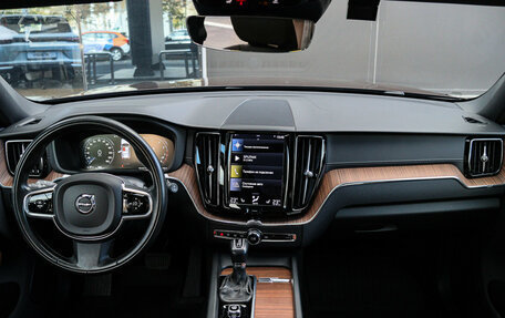 Volvo XC60 II, 2021 год, 4 200 000 рублей, 9 фотография