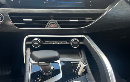 Geely Tugella FY11, 2024 год, 3 090 000 рублей, 9 фотография