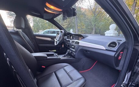 Mercedes-Benz C-Класс, 2012 год, 1 500 000 рублей, 8 фотография