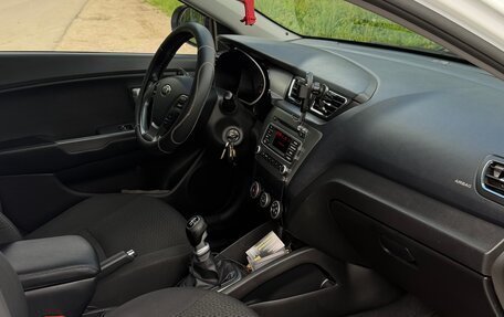 KIA Rio III рестайлинг, 2016 год, 950 000 рублей, 15 фотография