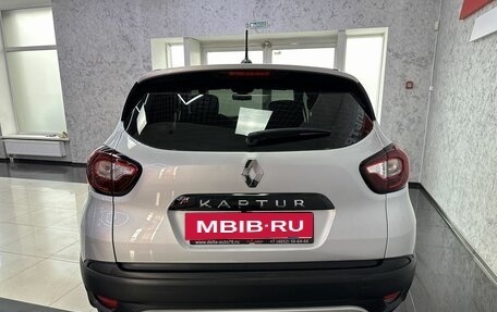 Renault Kaptur I рестайлинг, 2021 год, 1 685 000 рублей, 4 фотография