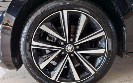 Skoda Superb III рестайлинг, 2023 год, 1 560 000 рублей, 23 фотография