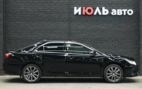 Toyota Camry, 2017 год, 2 550 000 рублей, 10 фотография