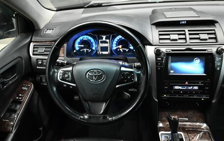 Toyota Camry, 2017 год, 2 550 000 рублей, 13 фотография