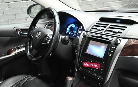 Toyota Camry, 2017 год, 2 550 000 рублей, 15 фотография