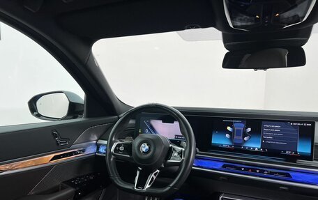 BMW 7 серия, 2023 год, 9 990 000 рублей, 12 фотография