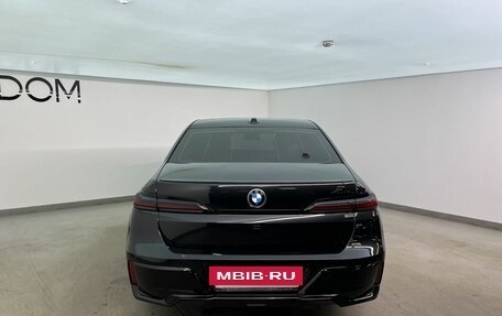 BMW 7 серия, 2023 год, 9 990 000 рублей, 4 фотография