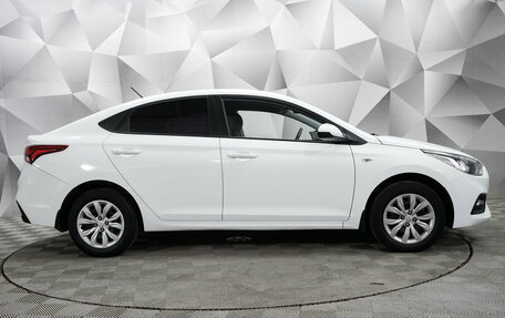 Hyundai Solaris II рестайлинг, 2018 год, 1 109 000 рублей, 2 фотография
