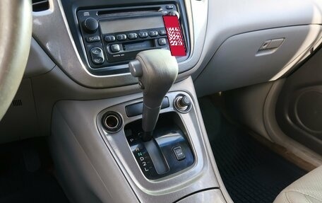 Toyota Highlander III, 2002 год, 749 000 рублей, 20 фотография