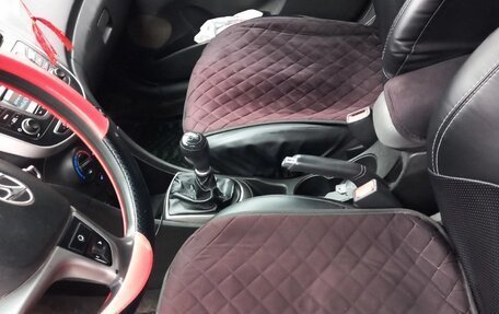 Hyundai Solaris II рестайлинг, 2014 год, 899 999 рублей, 9 фотография