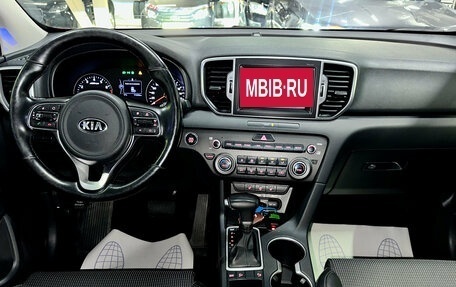 KIA Sportage IV рестайлинг, 2018 год, 2 195 000 рублей, 10 фотография
