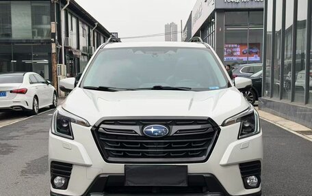 Subaru Forester, 2023 год, 2 370 000 рублей, 2 фотография