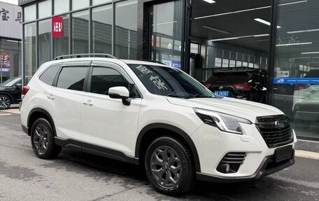 Subaru Forester, 2023 год, 2 370 000 рублей, 3 фотография