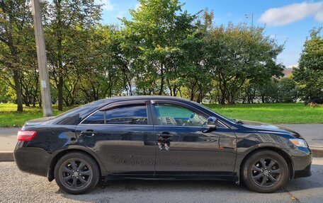 Toyota Camry, 2011 год, 1 070 000 рублей, 2 фотография