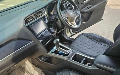 Honda Shuttle II, 2020 год, 1 550 000 рублей, 9 фотография