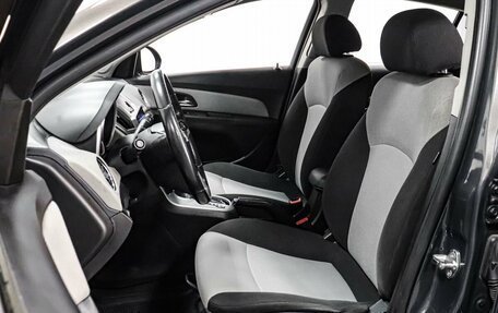 Chevrolet Cruze II, 2013 год, 779 000 рублей, 8 фотография