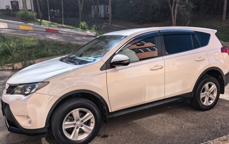 Toyota RAV4, 2013 год, 1 750 000 рублей, 10 фотография