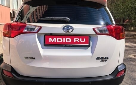 Toyota RAV4, 2013 год, 1 750 000 рублей, 8 фотография