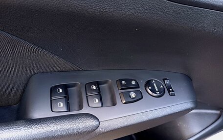 Hyundai Solaris II рестайлинг, 2018 год, 1 199 000 рублей, 16 фотография