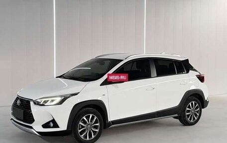 Toyota Yaris XP150 рестайлинг, 2022 год, 985 000 рублей, 4 фотография