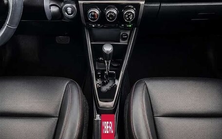 Toyota Yaris XP150 рестайлинг, 2022 год, 985 000 рублей, 12 фотография