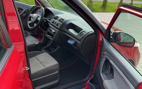 Skoda Fabia II, 2012 год, 410 000 рублей, 4 фотография